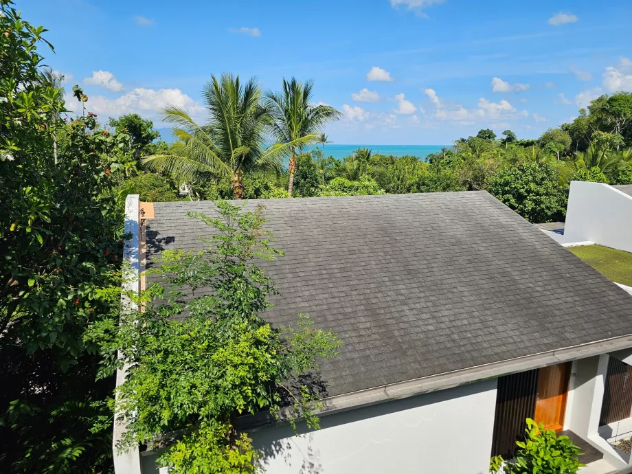 Pemandangan laut dari kamar