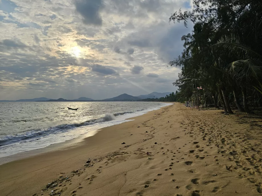 Pantai Mae Nam