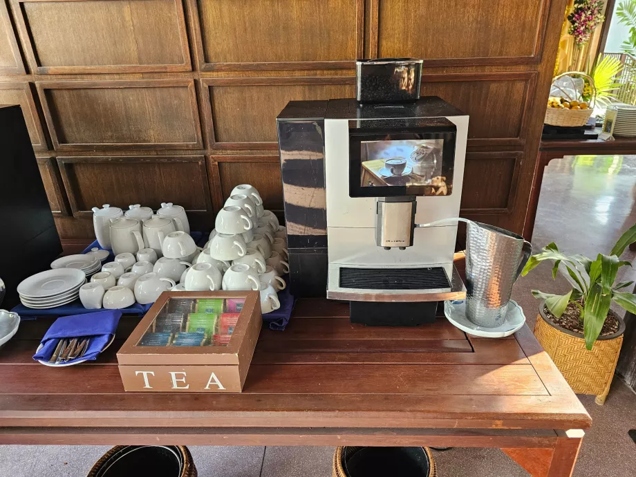 Sarapan - mesin kopi