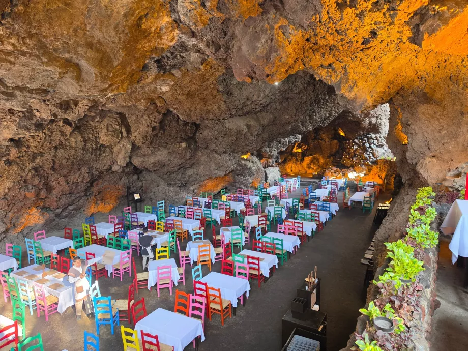 Restoran Gua Gruta