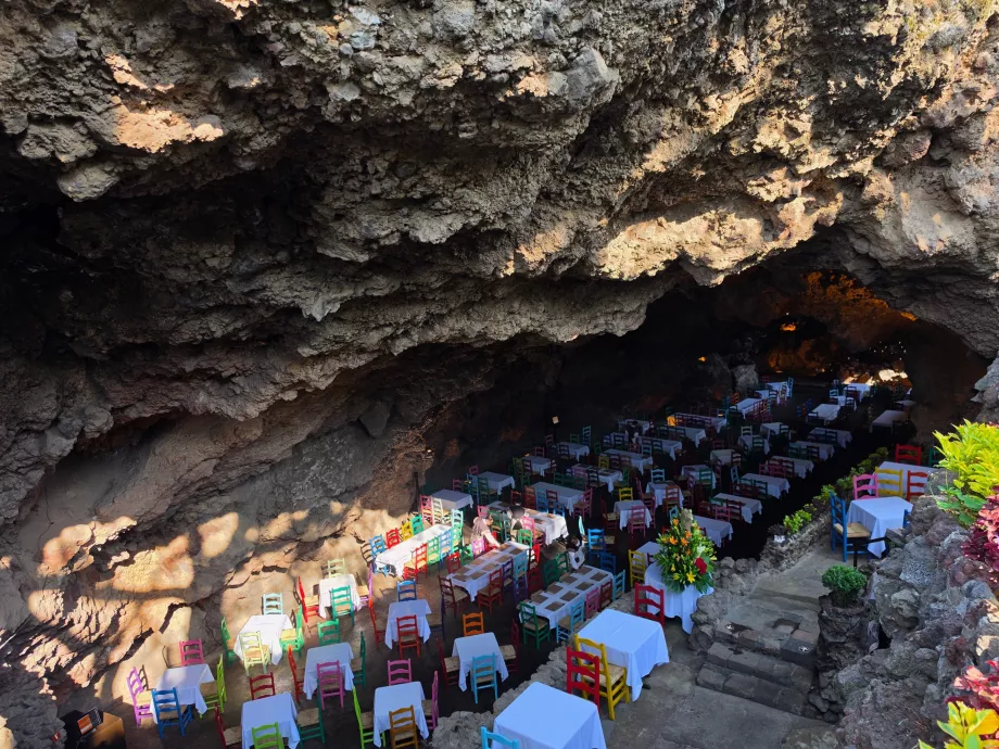 Restoran La Gruta