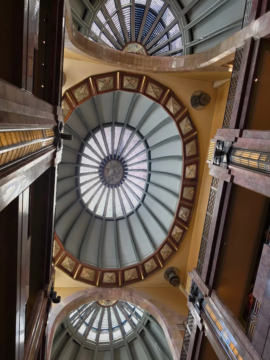 Interior lobi Palacio Bellas Artes