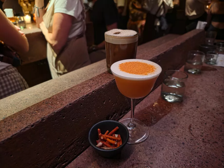 Minuman kami di bar Tlecán