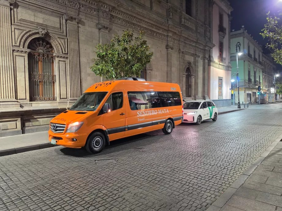 Minivan kami