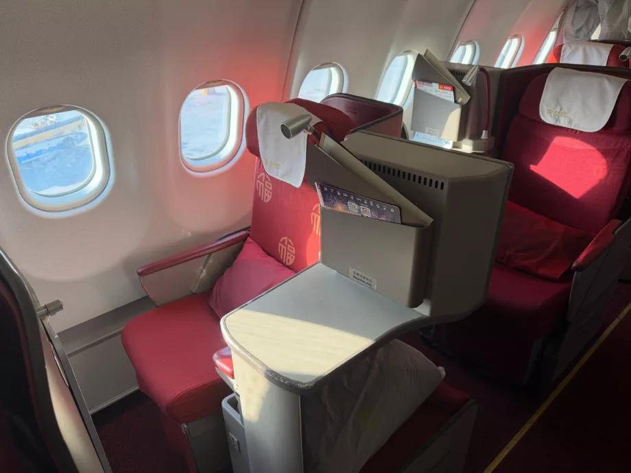 Kursi dengan jendela