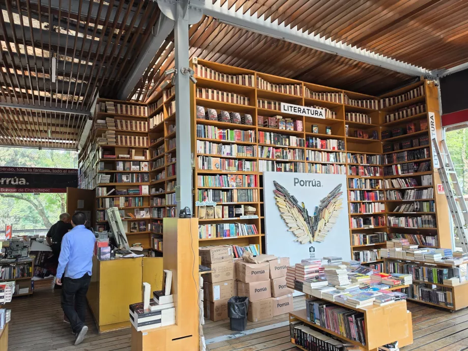 Perpustakaan Porrúa