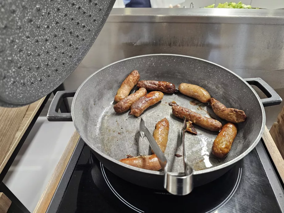 Pasangan - penawaran sarapan