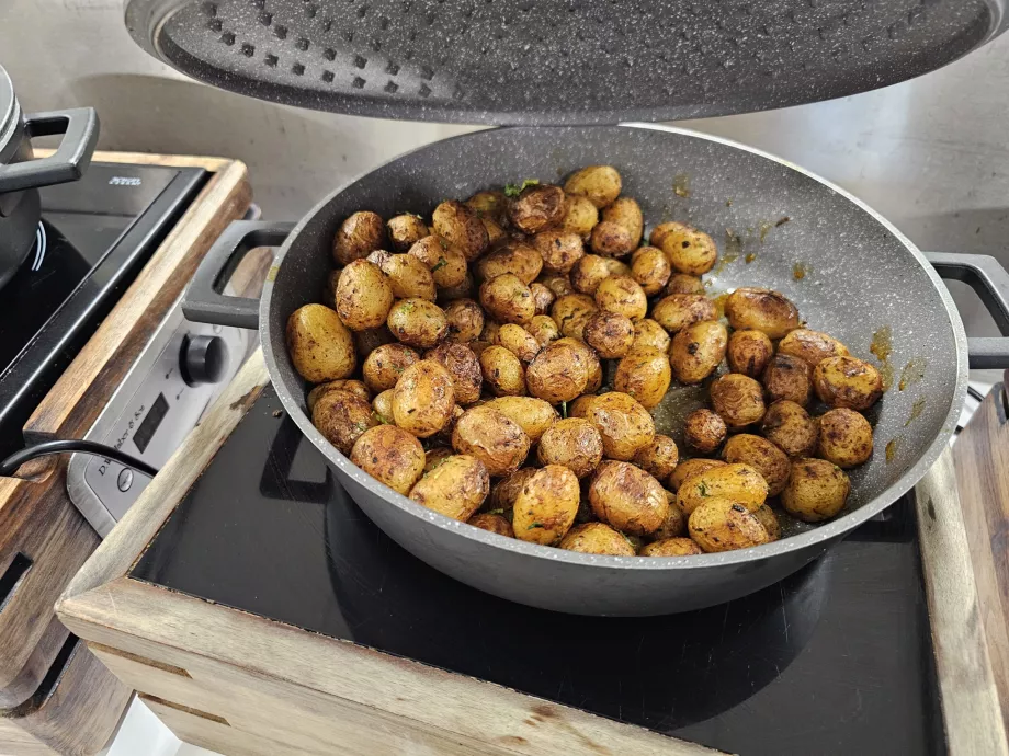 Kentang - menu makan siang