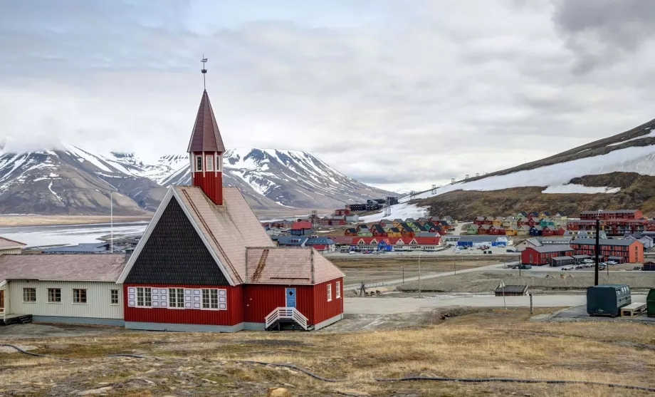 Gereja di Longyearbyen