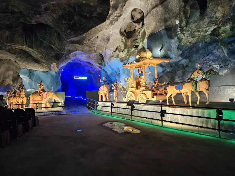 Gua Ramayana
