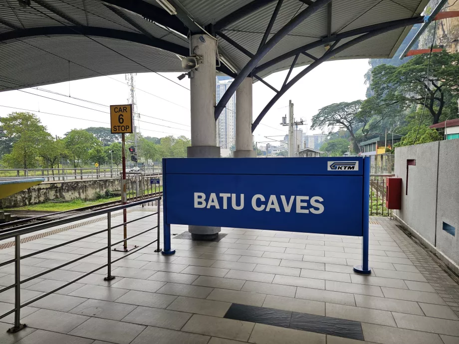 Stasiun kereta api Gua Batu