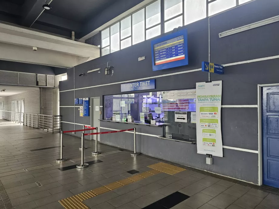 Kantor tiket, kereta api, Gua Batu