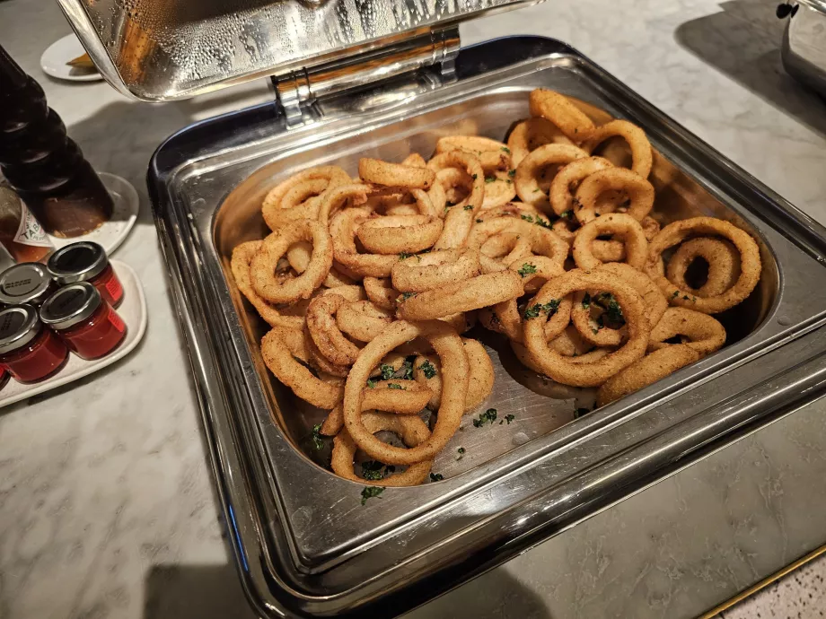 Menu makan siang - makanan panas