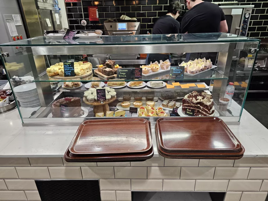 Restoran bandara, bagian umum