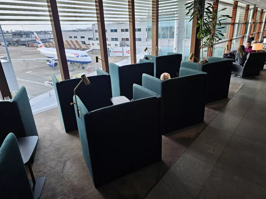 Tempat duduk dengan pemandangan