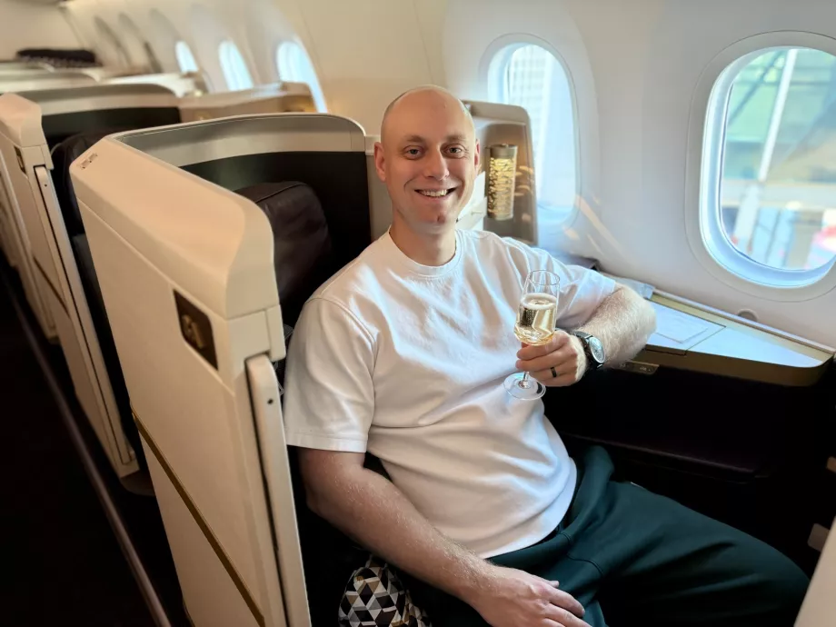 Sampanye sebelum lepas landas