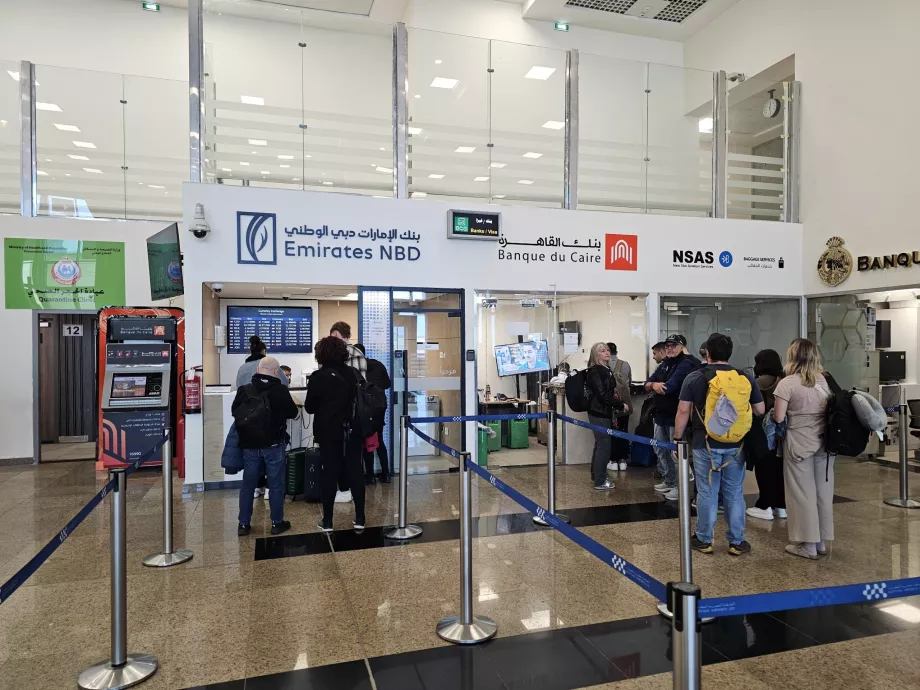 Loket bank untuk membeli visa