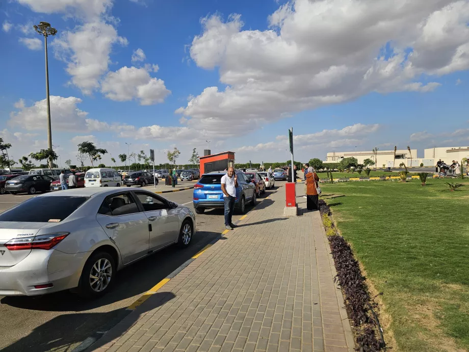 Parkir mobil aplikasi seluler Uber