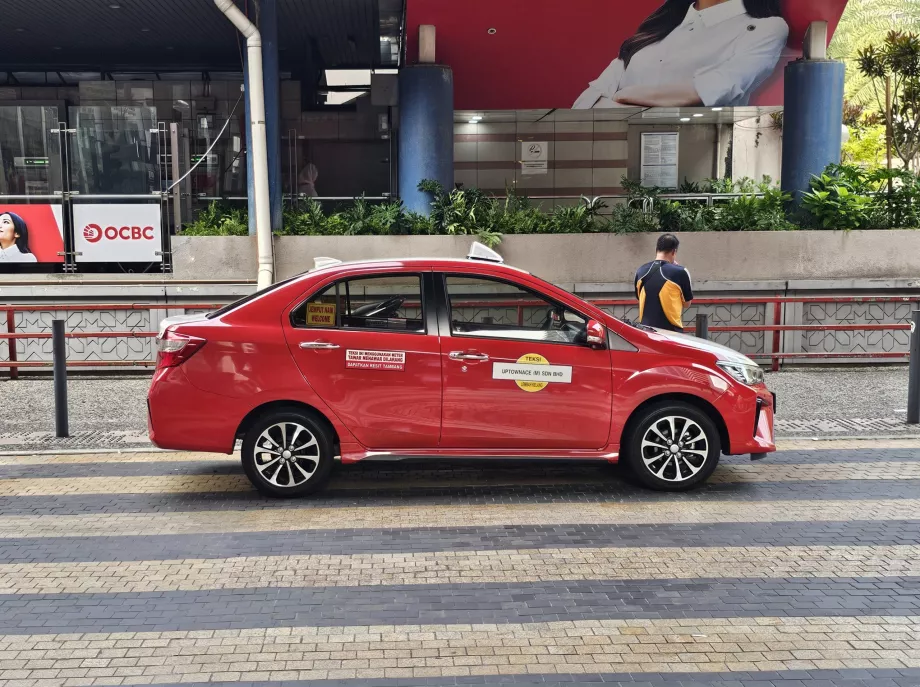 Taksi resmi