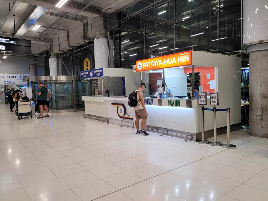 Kantor penjualan tiket di Pattaya dan Hua Hin