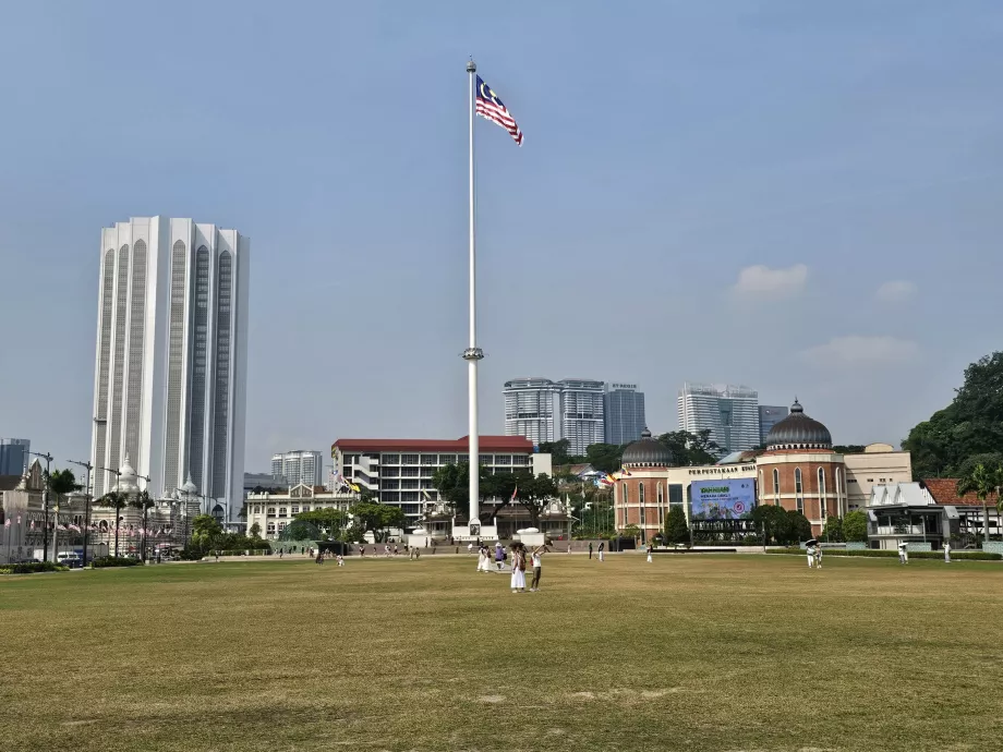 Lapangan Merdeka