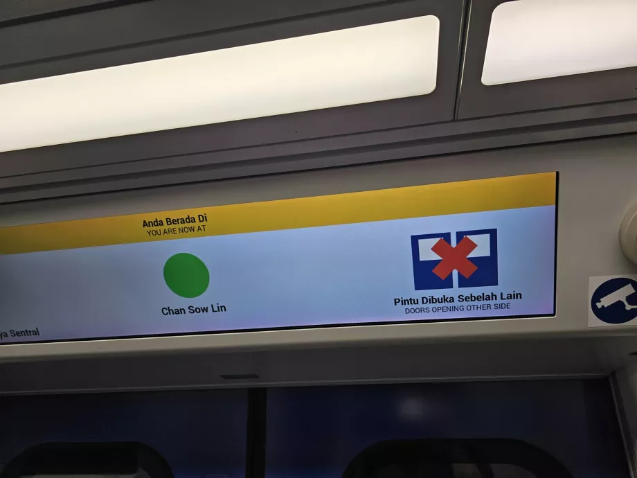 Infografik tentang sisi mana pintu terbuka di metro