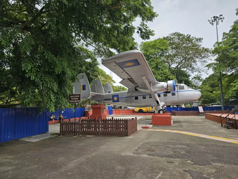 Taman Kendaraan Bersejarah