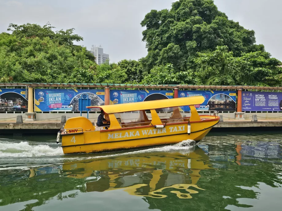 Taksi Air Melaka