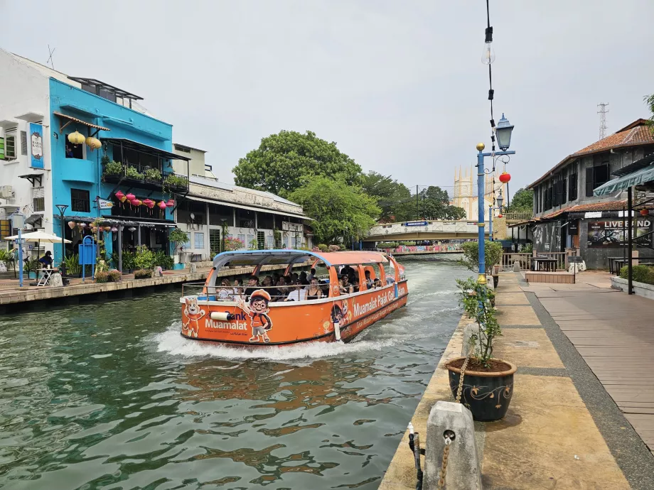 Pelayaran Sungai Melaka