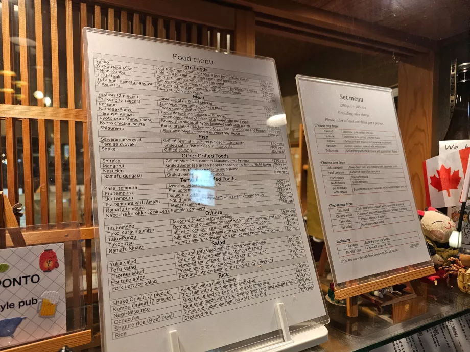 Menu khas di izakaya di Pontocho Alley
