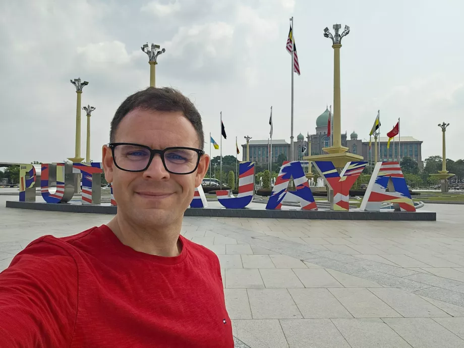 Saya di tanda Putrajaya