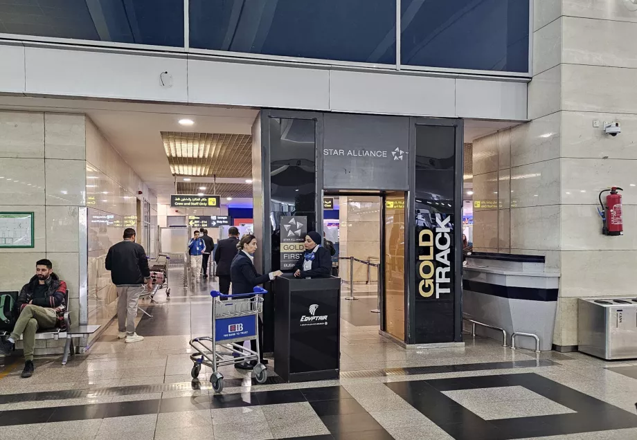 Jalur cepat ke pemeriksaan paspor, Terminal 3