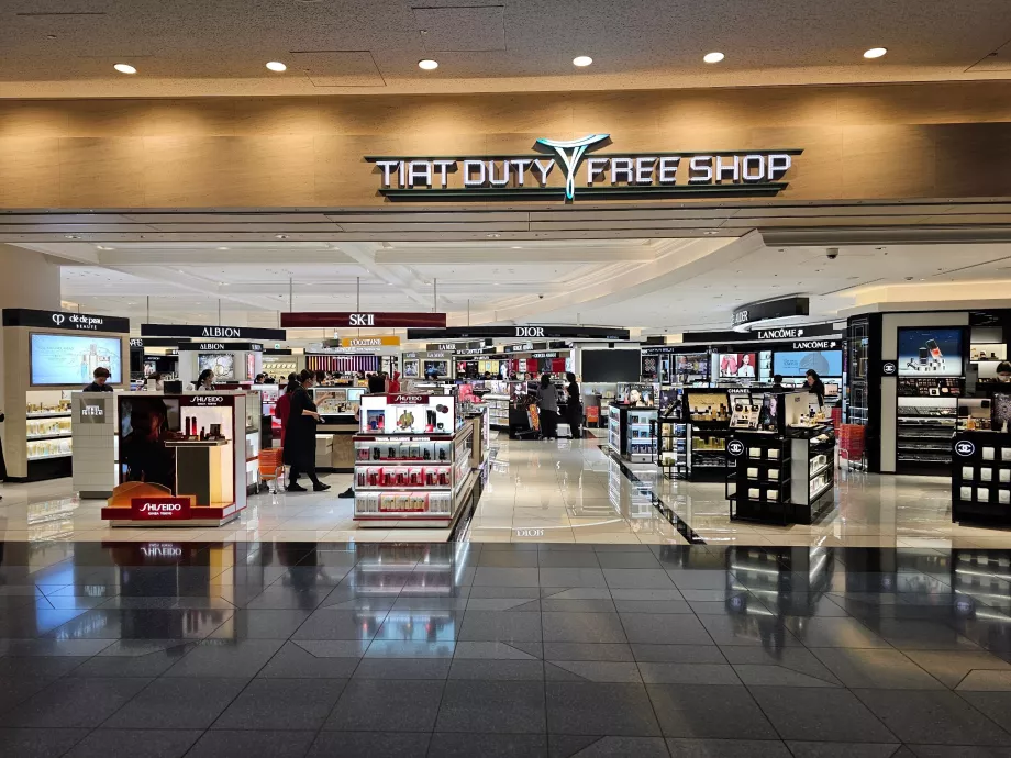 Toko-toko di zona transit Terminal 3