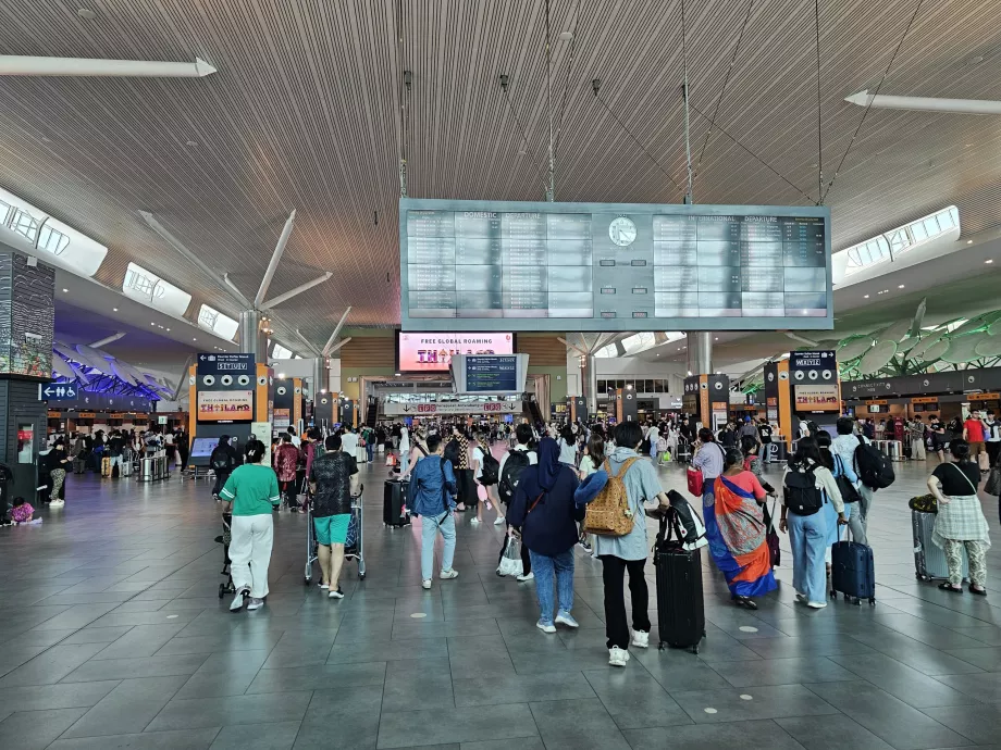 Konter check-in, Terminal 2