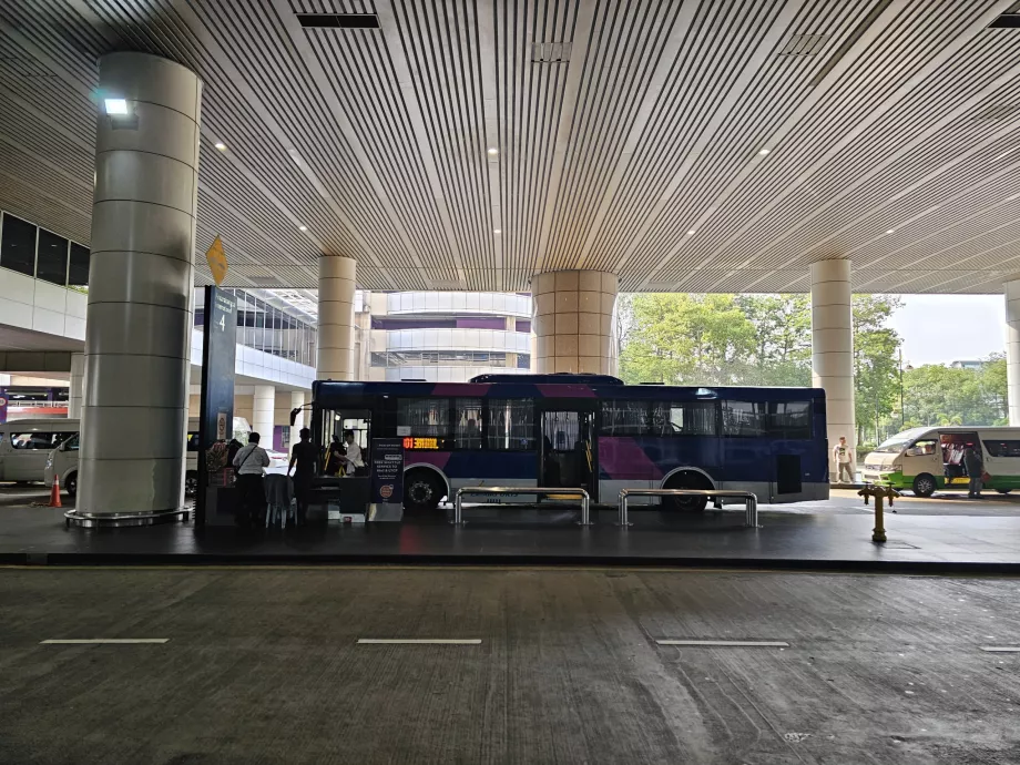 Halte bus antar-jemput, Terminal 1