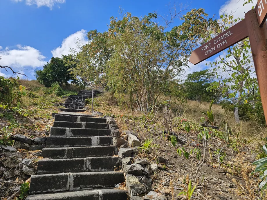 Tangga menuju Benteng Fort Citadel