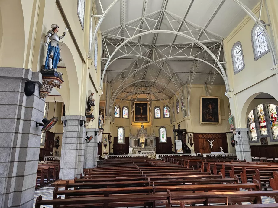 Katedral Santo Louis, bagian dalam