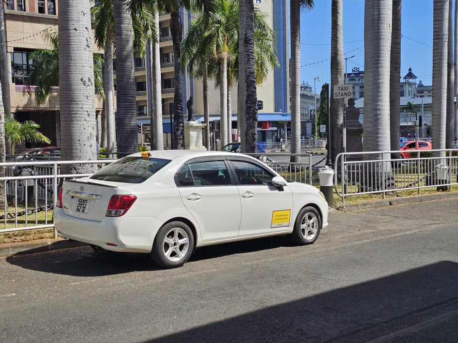 Taksi di Port Louis