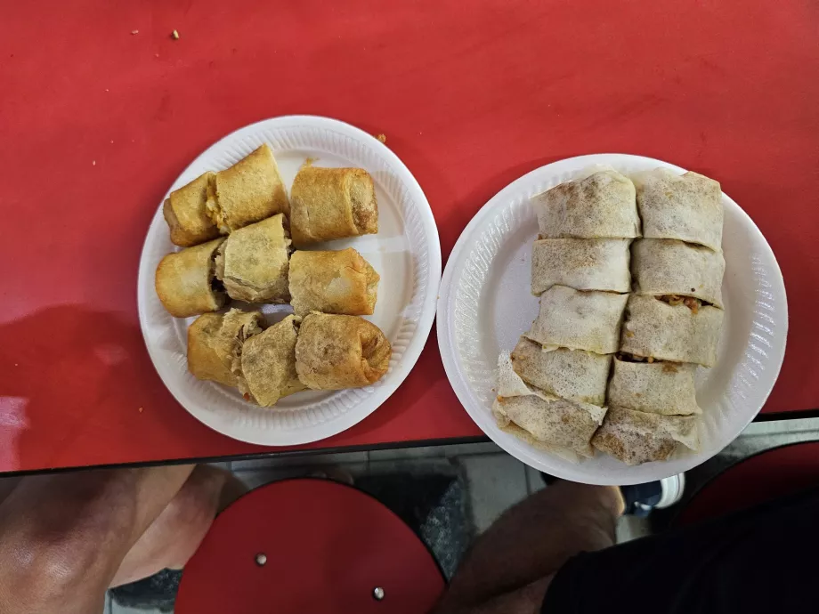 Pusat Makanan Kompleks Pecinan, roti gulung dan popiah