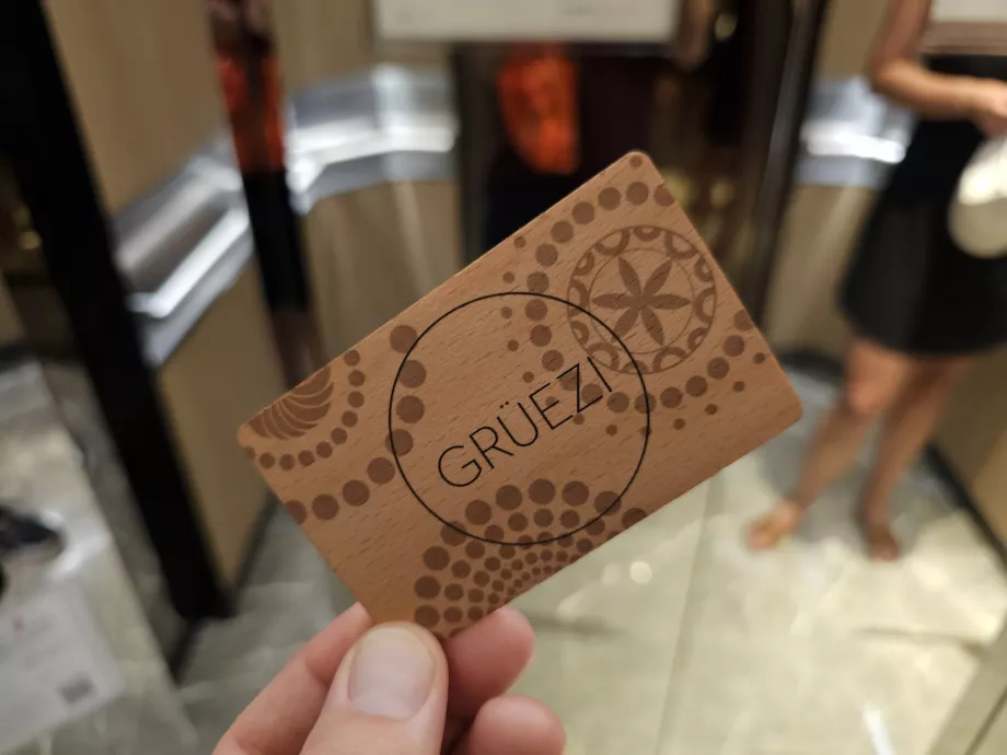 Kartu swissotel tradisional