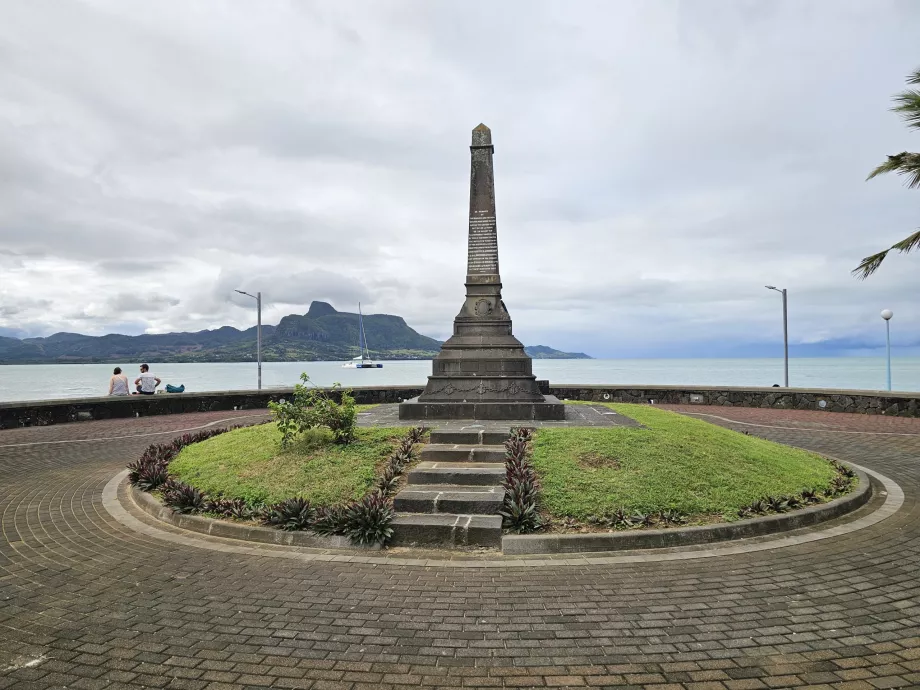 Monumen Pertempuran Angkatan Laut Mahebourg