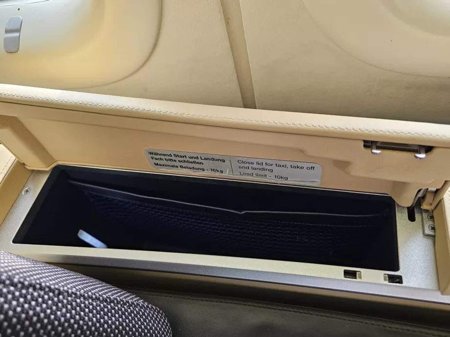 Kompartemen penyimpanan