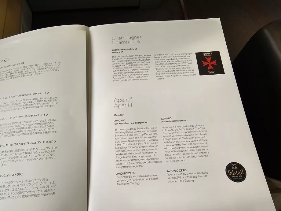 Sampanye dan koktail