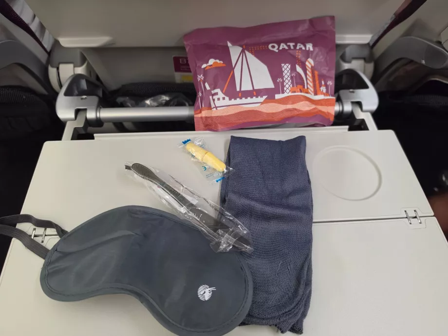 Isi dari amenity kit