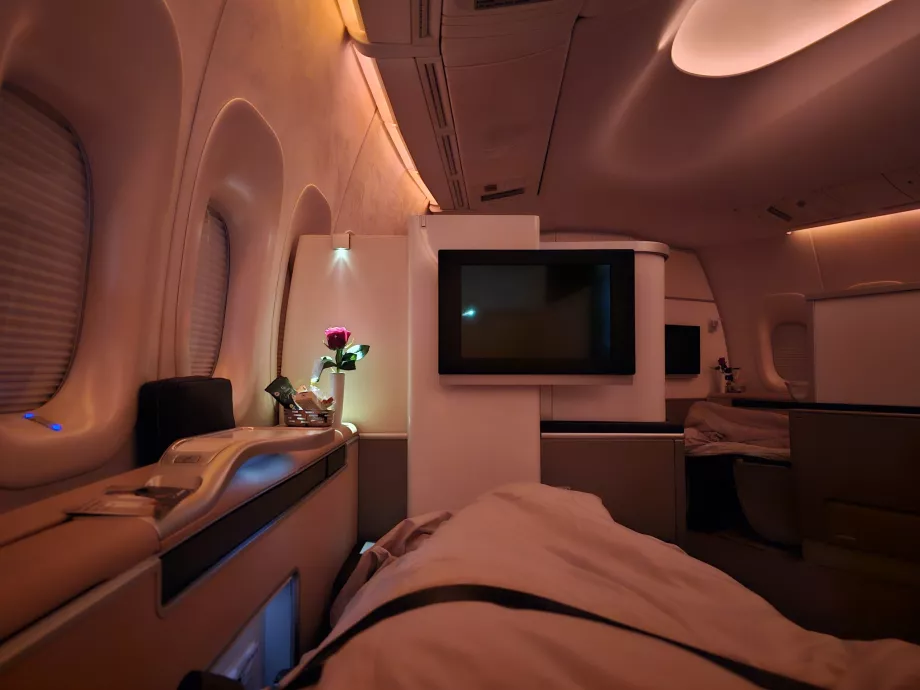 Tempat tidur lipat kelas satu