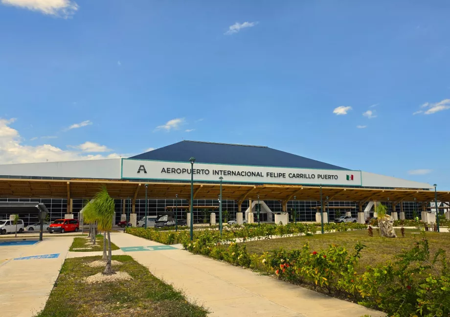 Terminal Bandara Tulum TQO