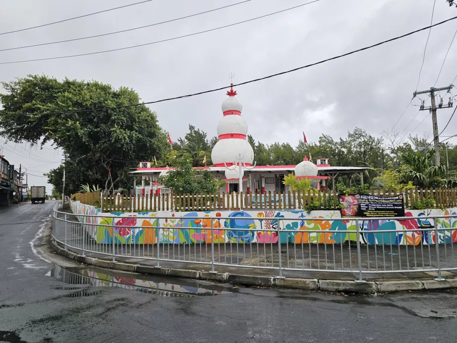 Kuil Hindu di Quatre Cocos