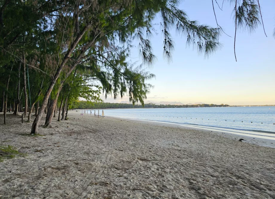 Pantai Umum Mon Choisy