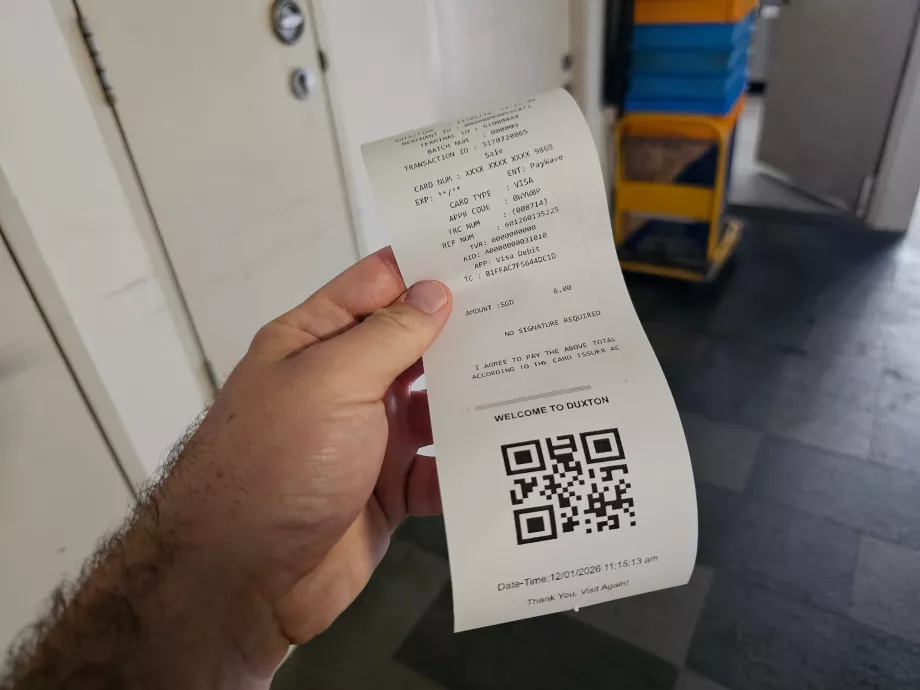 Masuk ke Pinnacle@Duxton