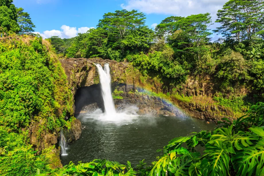Air Terjun Pelangi